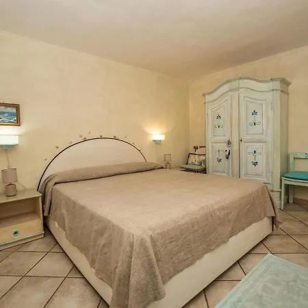 Apartment Cala Reale Marinella (Sardinia)